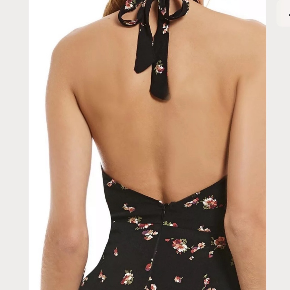 Flynn Skye Elaina dark bloom halter jumpsuit NWT - Picture 10 of 11